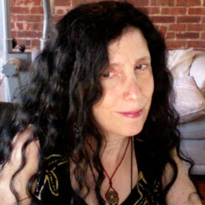 Caroline Leavitt
